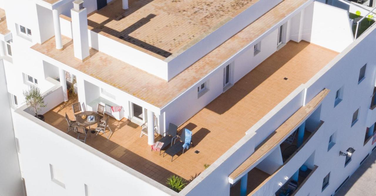 Terraza Trafalgar Apartamento Tipo Penthouse Con Enorme Terraza Y Vistas Al Mar โกนิล เด ลาฟรอนเตรา ภายนอก รูปภาพ